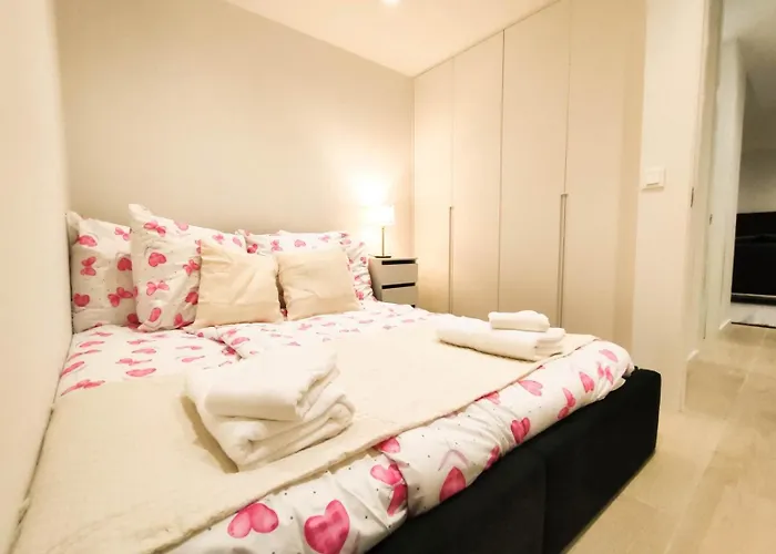 Amberes Apartment, A Stylish Villa\'S Independent Downstairs Apartment With Private Swimming Pool And Terrace