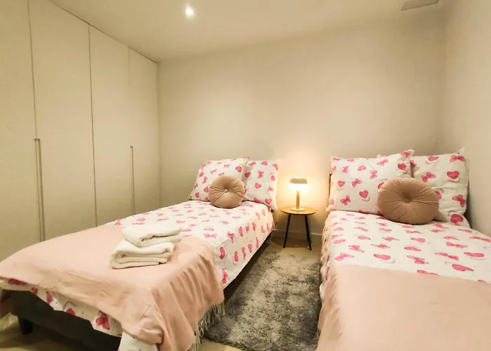 Amberes Apartment, A Stylish Villa\'S Independent Downstairs Apartment With Private Swimming Pool And Terrace