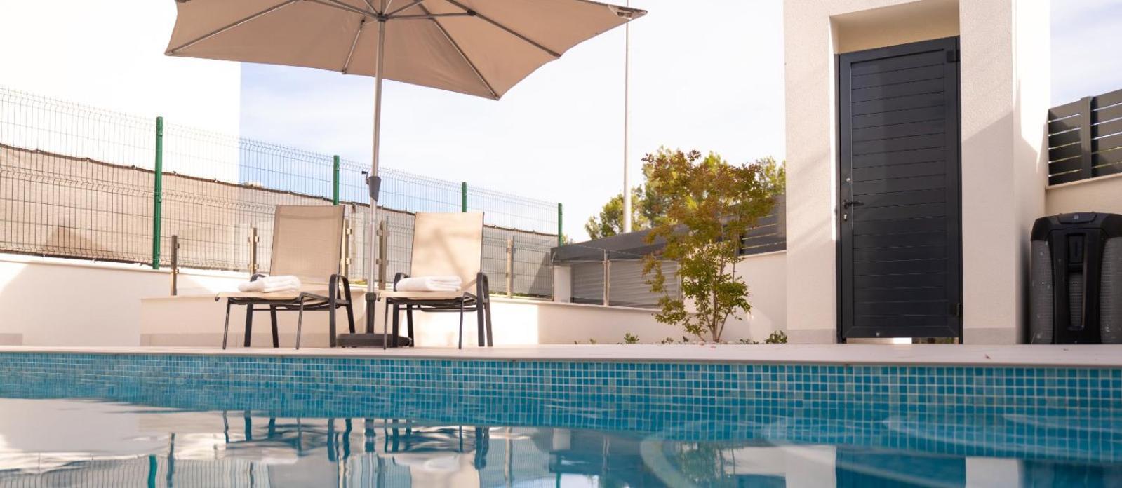 Apartment Amberes Apartment, A Stylish Villa's Independent Downstairs With Private Swimming Pool And Terrace Polop