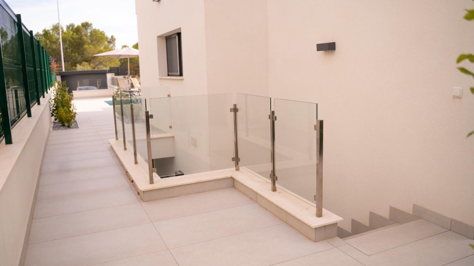 Amberes Apartment, A Stylish Villa's Independent Downstairs With Private Swimming Pool And Terrace Apartment *
